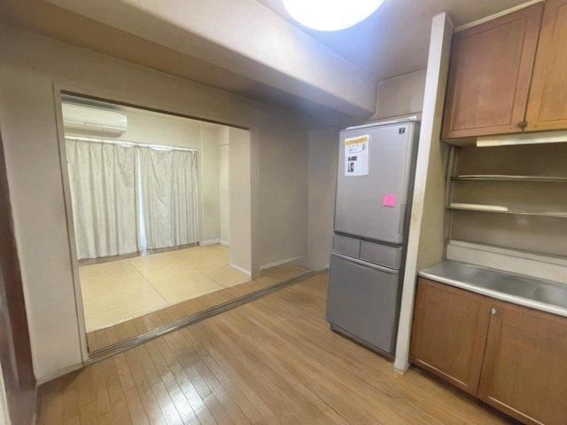 4LDK apartment in Konohana Ward, Osaka - Photo 1