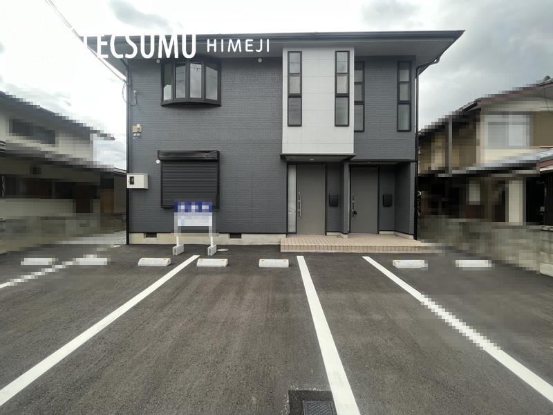 Renovated 4LDK House in Himeji - Photo 1