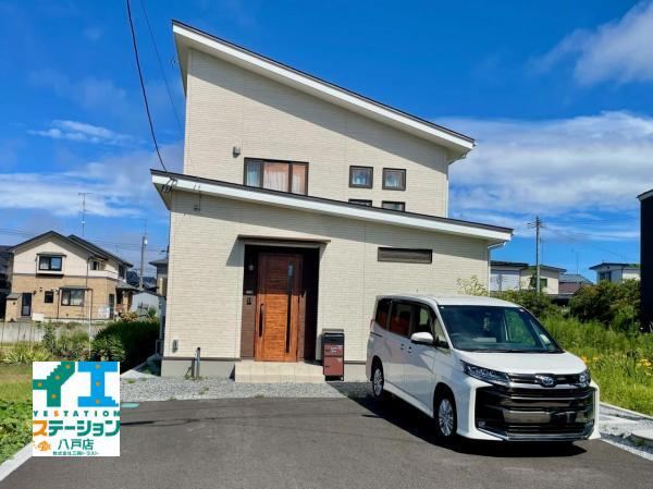 Stylish 3LDK Home in Fukiage - Photo 1
