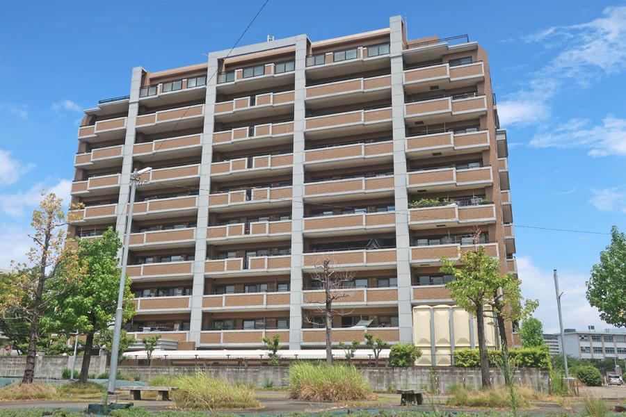 3LDK apartment in Hakata Ward, Fukuoka - Photo 1