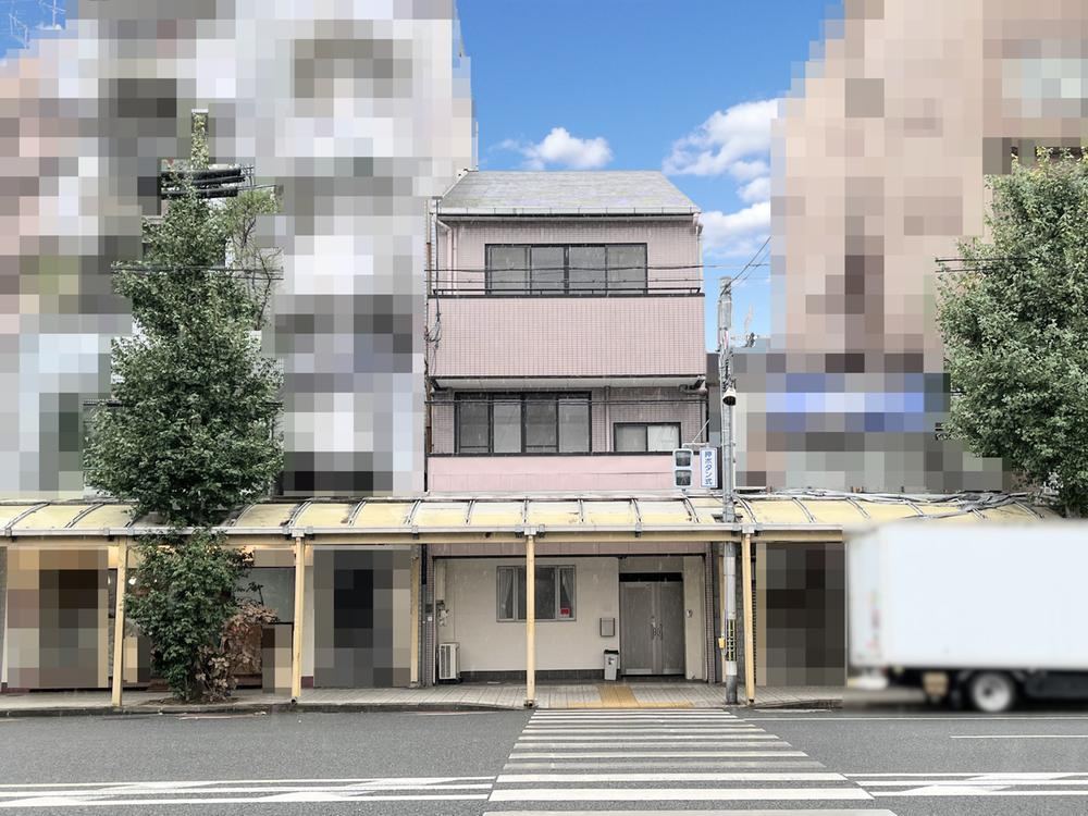 Elegant 5LLDDKK House with Garden in Nishishichijo, Kyoto - Photo 1