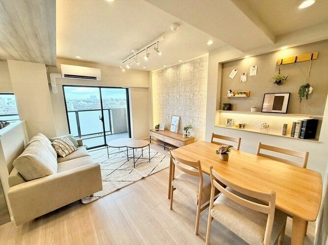 Chic 3LDK Apartment in Omorinishi - Photo 1