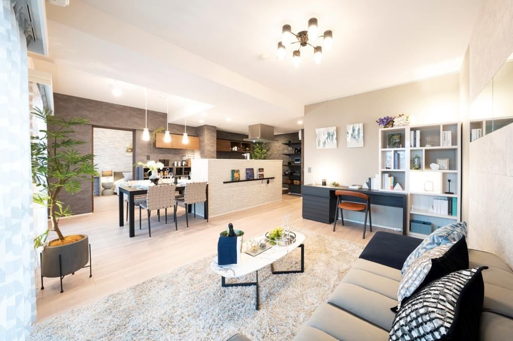 Fully Renovated 3LDK Apartment in Taihaku, Sendai - Photo 1