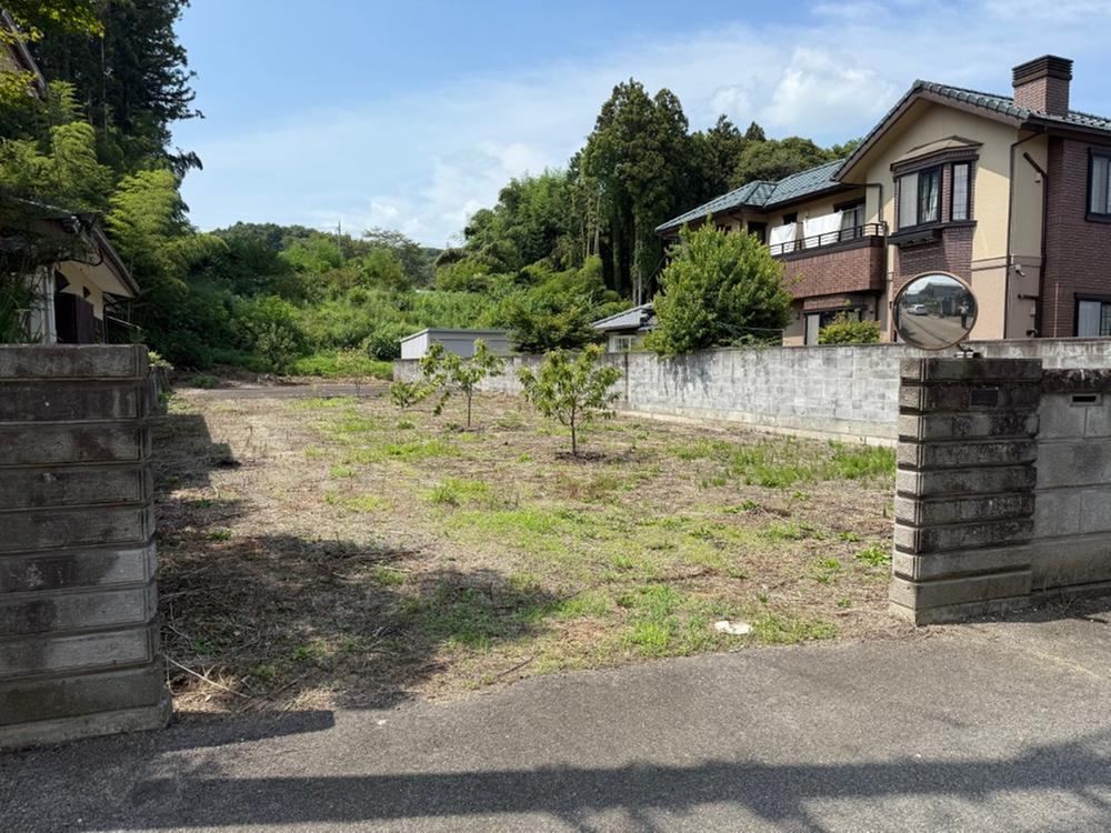 Spacious Land Over 100 Tsubo in Kiregawa, Sakura City - Photo 1