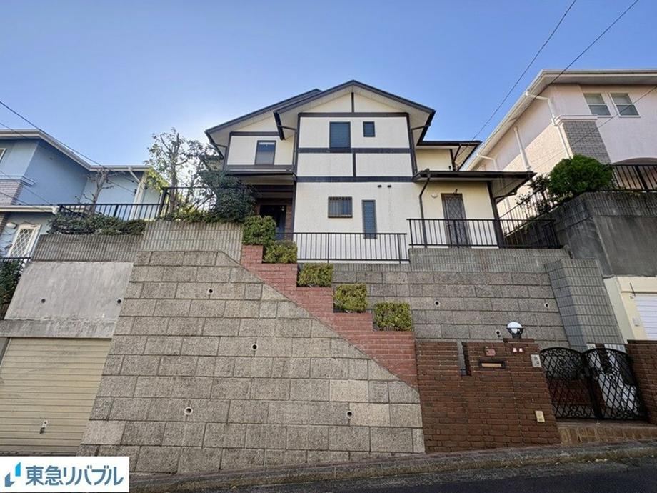 4LDK Home in Midoriyen, Just 3 Minutes from Station - Photo 1