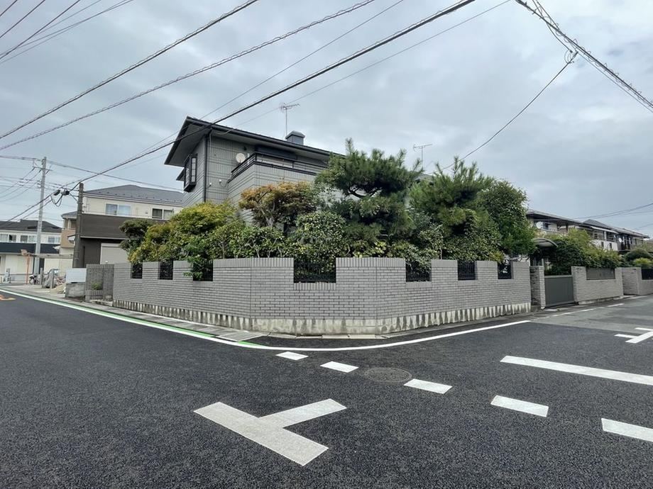 Spacious 4LDK Home on Southwest Corner Lot in Higashi-Iwatsuki - Photo 1
