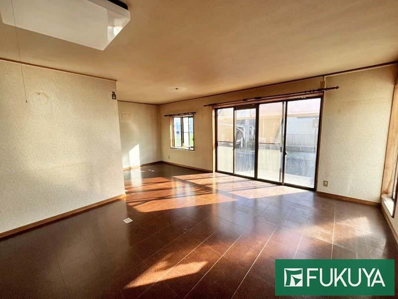 Spacious 4LDK House in Ogoto - Photo 1