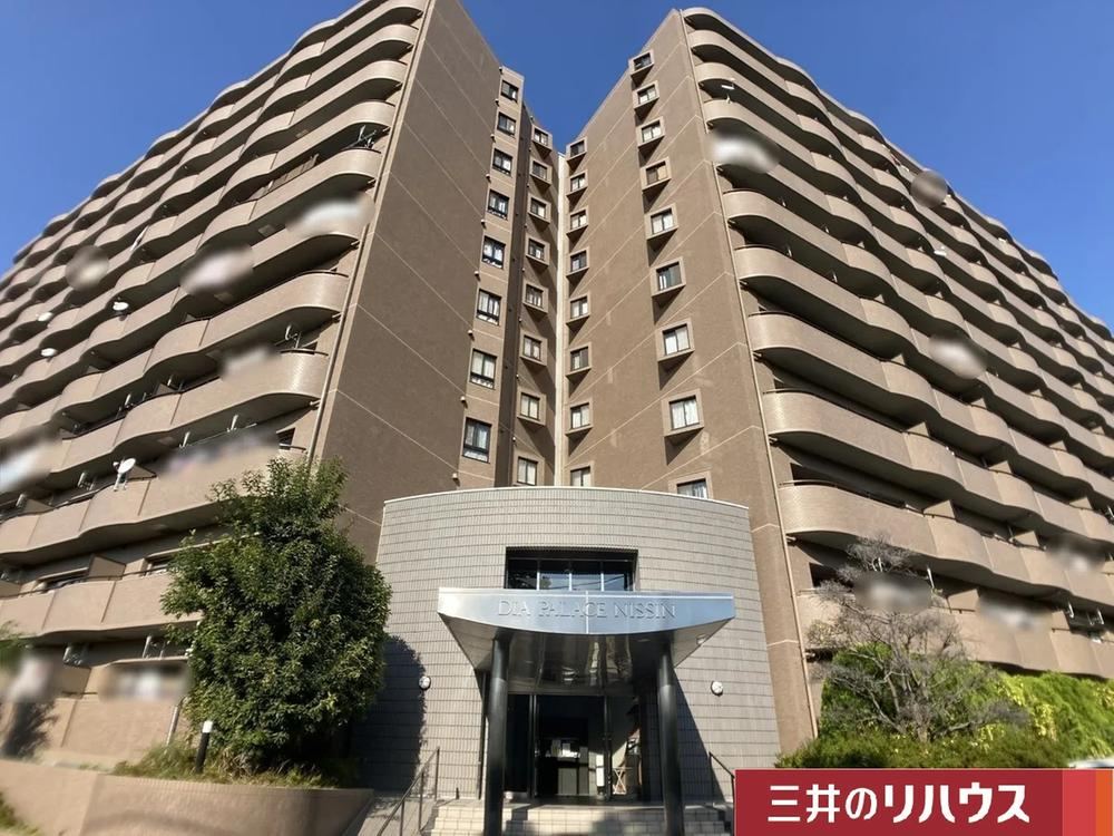 3LDK apartment in Nisshin, Aichi - Photo 1