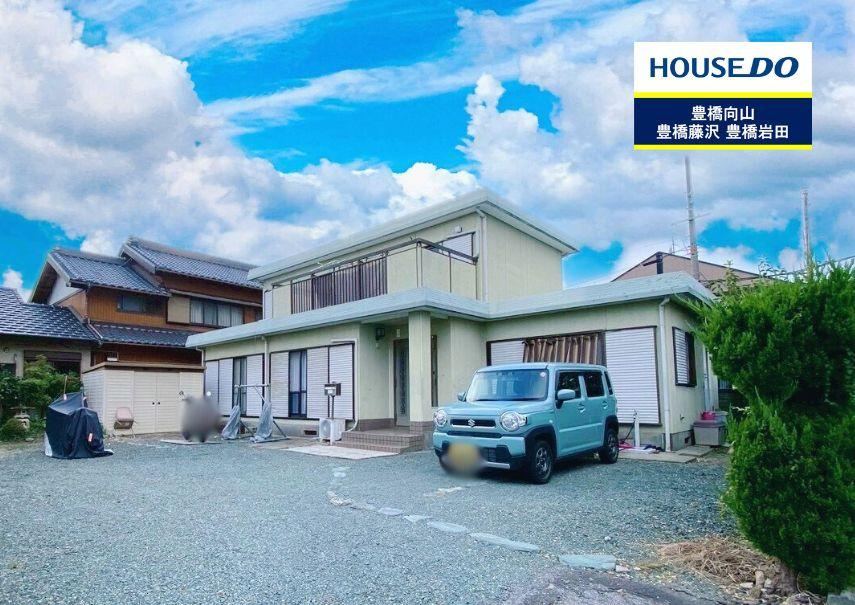Expansive 6DK House on a Generous Lot in Toyohashi - Photo 1