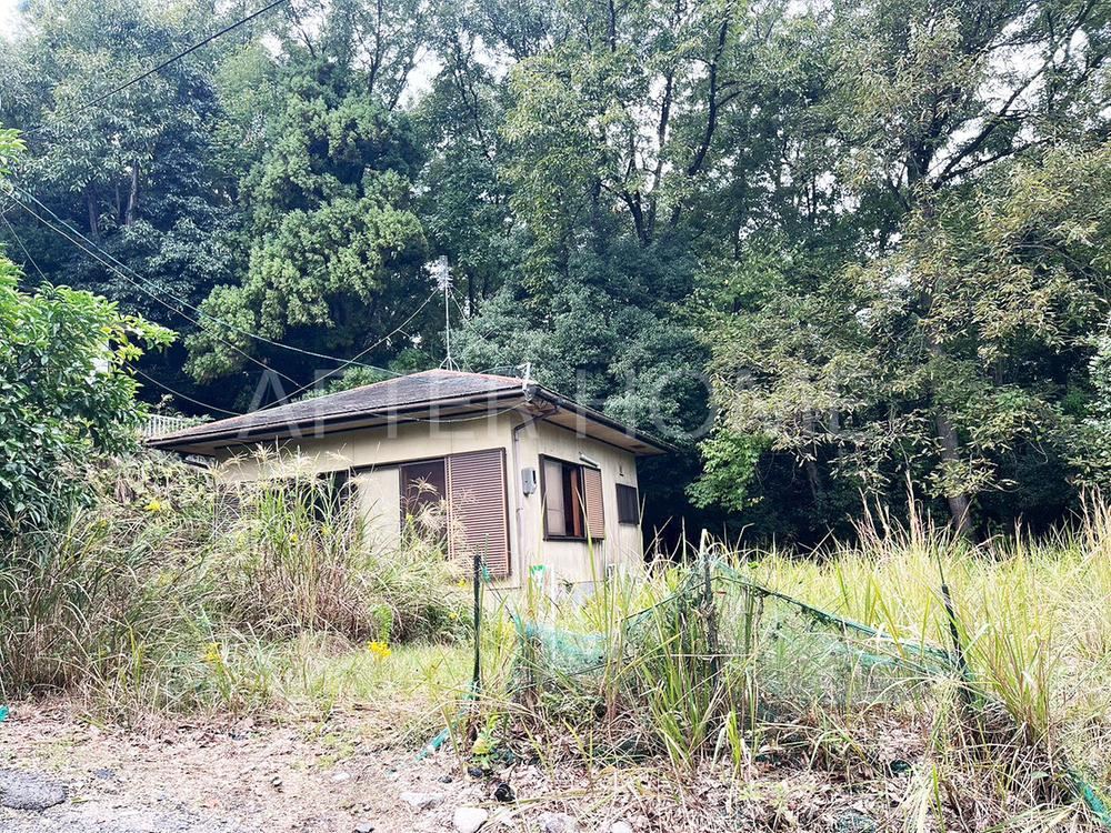 Cozy 1DK House in Minami-Komatsu - Photo 1