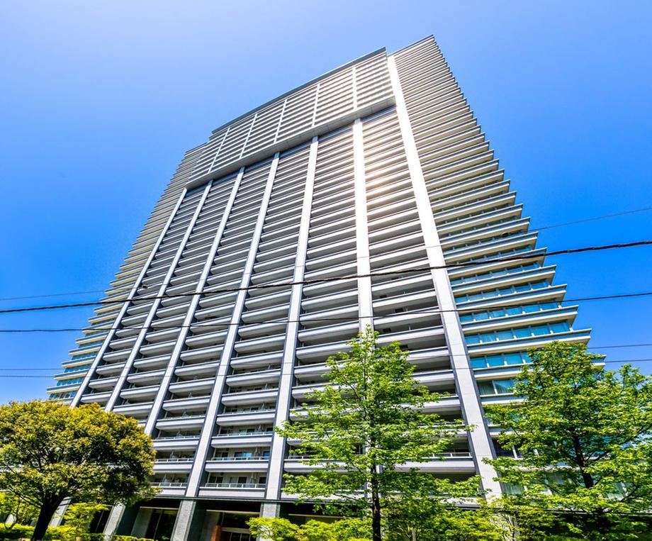 3LDK apartment in Minato Ward, Tokyo - Photo 1