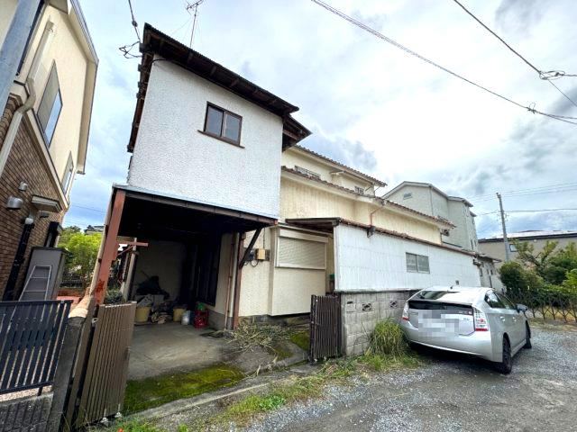 Spacious 4DK House Near Iidaoka Station - Photo 1