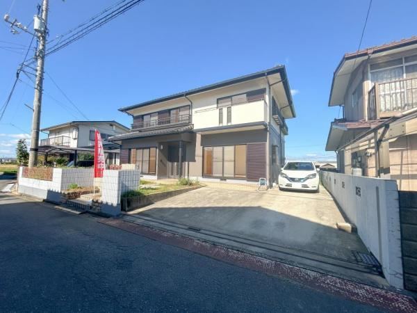 Spacious 5SLDK Home Near Chayamachi Station - Photo 1