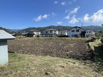 plot of land in Okaya