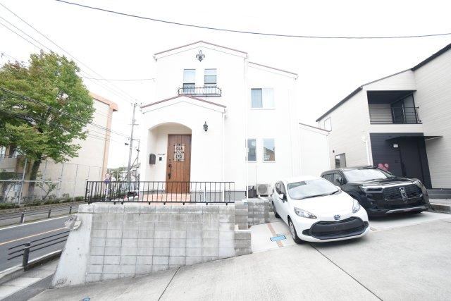 Contemporary 4LDK Home in Seiwa, Kagoshima - Photo 1