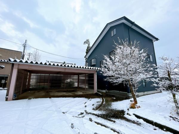 Renovated 3LDK+S House in Shinjo - Photo 1