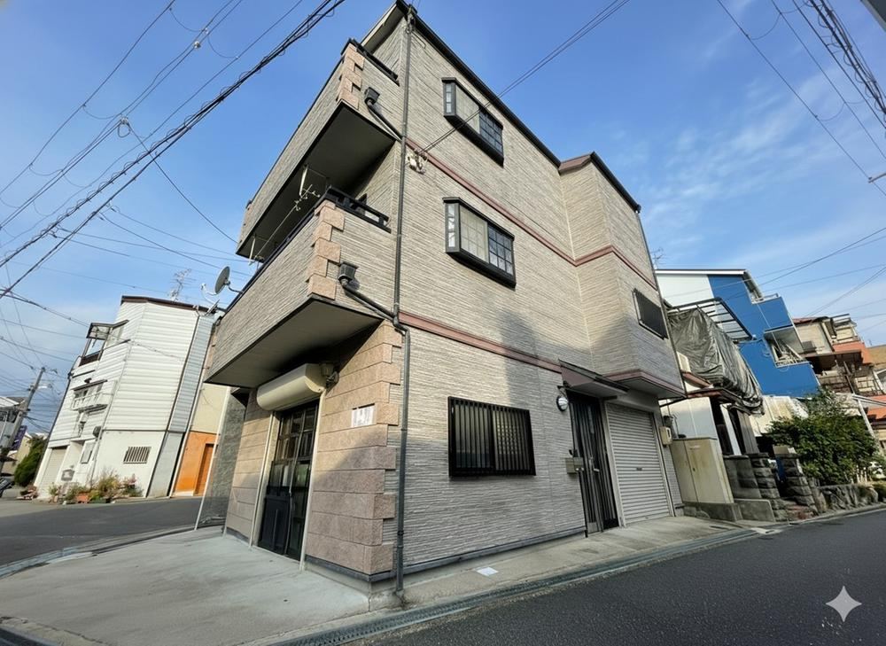 3LDK+S Detached House with Office in Neyagawa - Photo 1