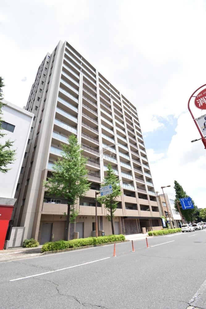 2LDK+S apartment in Kagoshima, Kagoshima - Photo 1