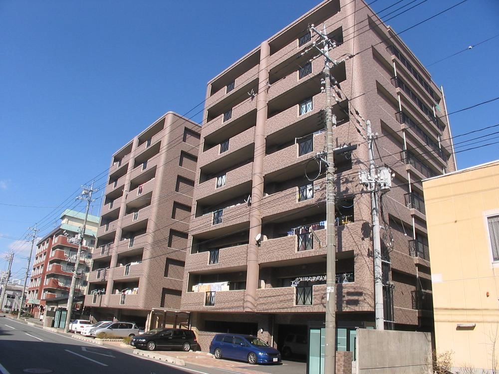 4LDK apartment in Hofu, Yamaguchi - Photo 1