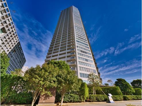 3LDK apartment in Koto Ward, Tokyo - Photo 1