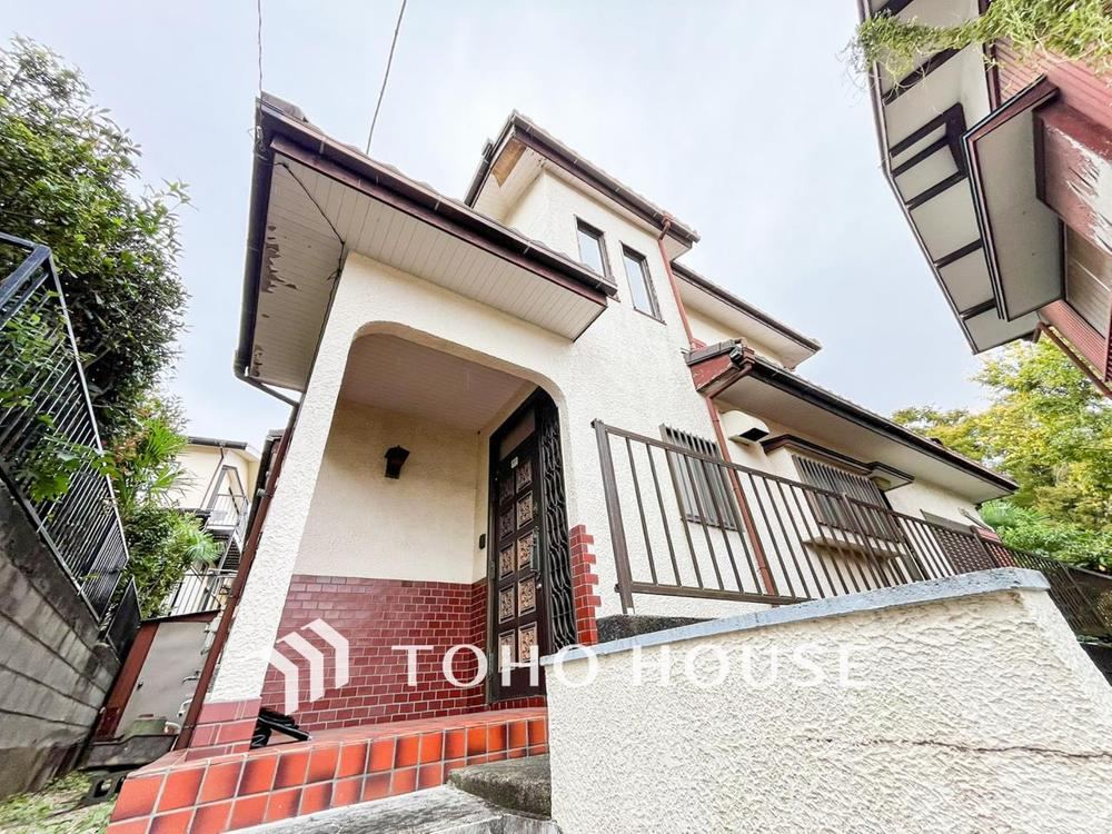 Spacious 5LDK House with Large Lot in Kamienagaya - Photo 1