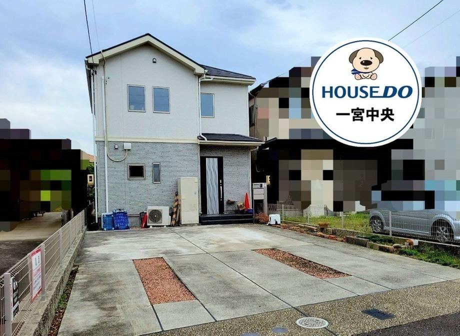 Versatile 4LDK Home with Parking for 4 Cars - Photo 1
