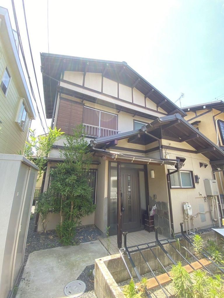 Charming 3DK House with Renovation History in Matsudo - Photo 1
