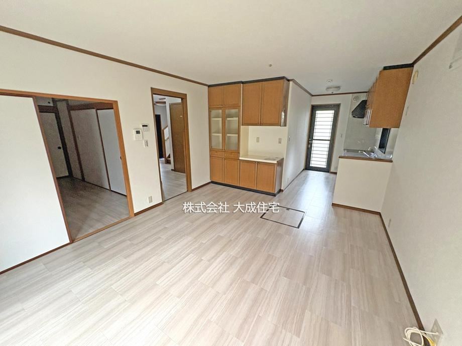 Spacious 4LDK Home with Storage in Kawagoe - Photo 1
