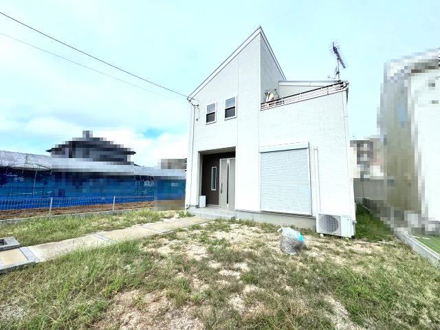 Comfortable 4LDK+S Home with Garden in Kashima - Photo 1