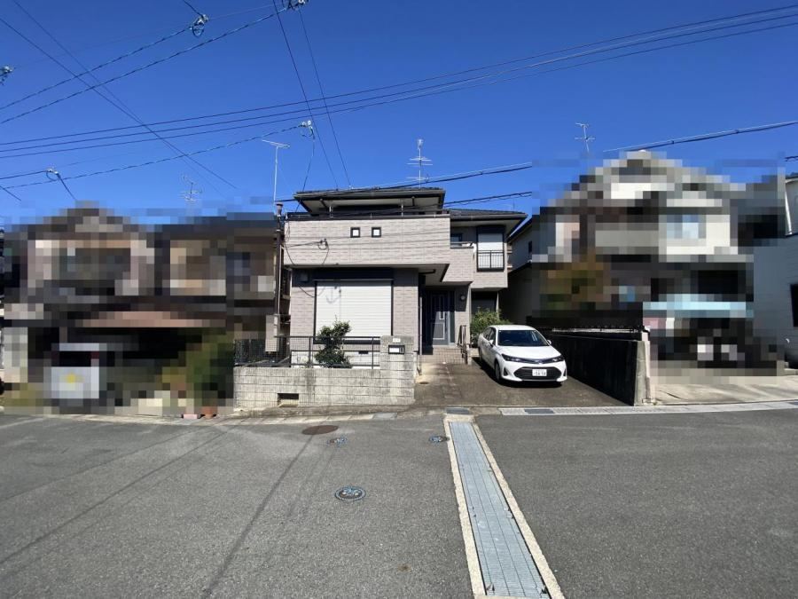 Spacious 3LDK House Near Iseta Station - Photo 1