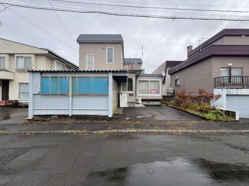 Spacious Living in Quiet Ishiyama Area - Photo 1