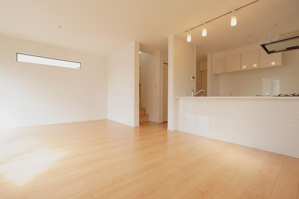 Modern 4LDK House in Nishihatsukacho - Photo 1