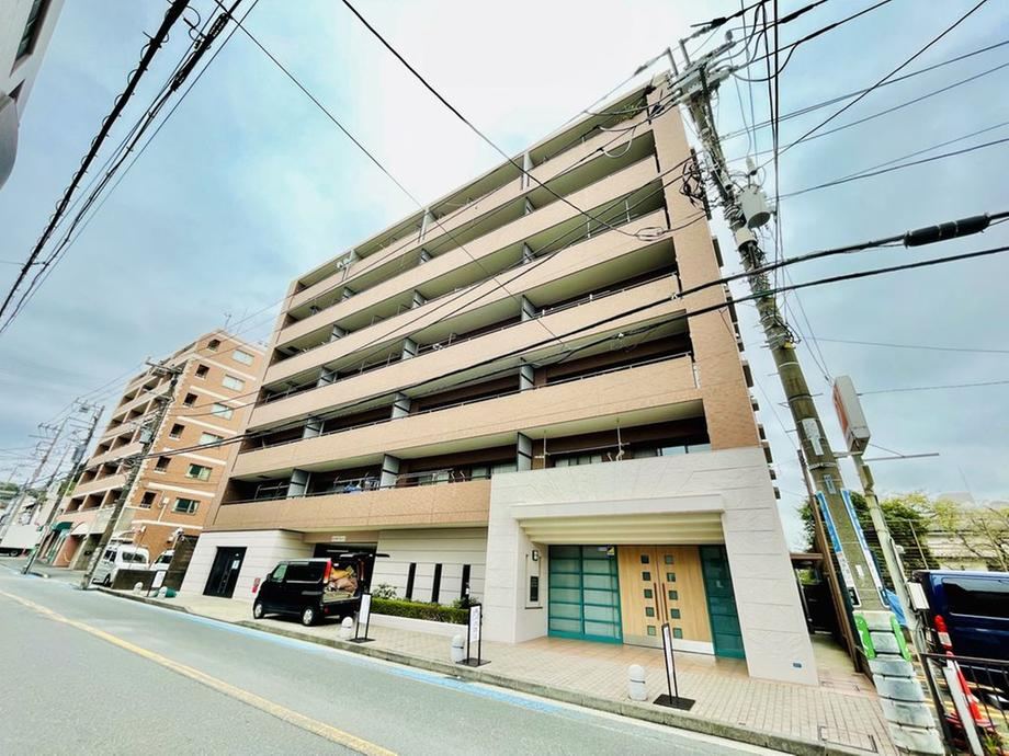 3LDK Apartment in Yokohama Near Hoshikawa Station - Photo 1