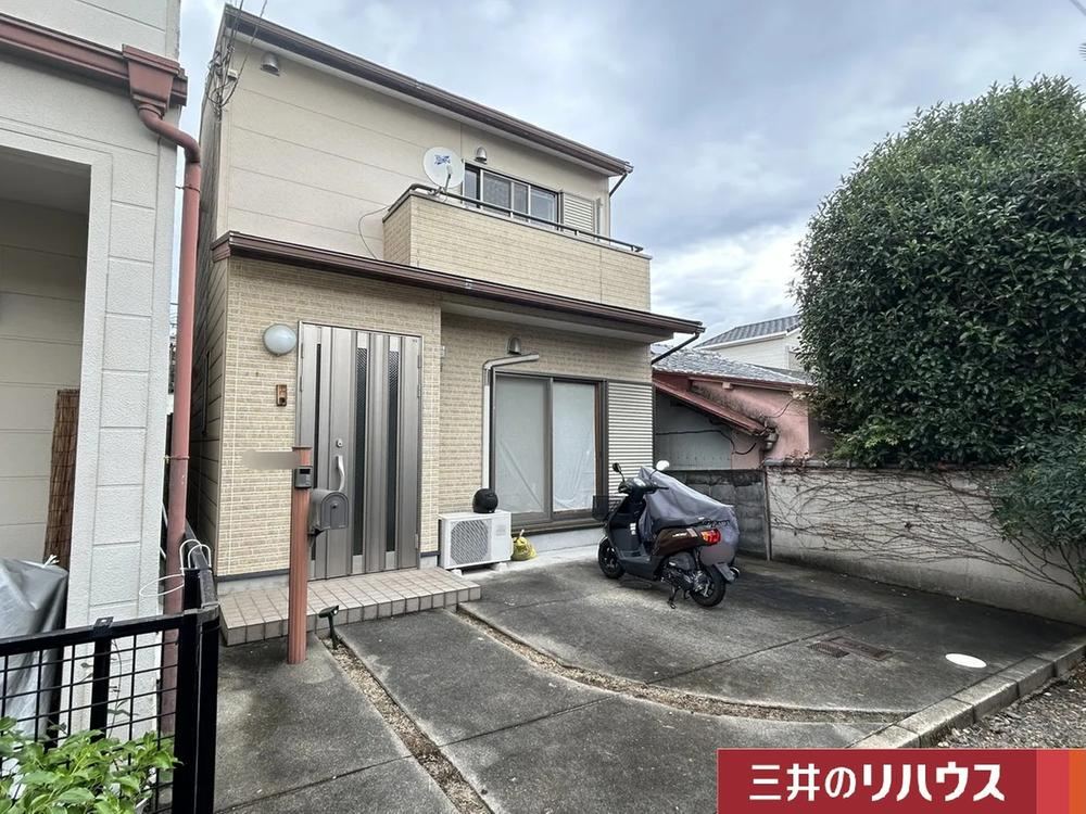 Cozy 4LDK Detached House in Tanaka, Kyoto - Photo 1
