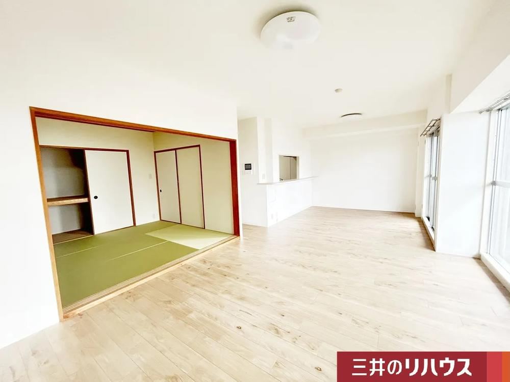 3LDK apartment in Nishi Ward, Kobe, Hyogo - Photo 1