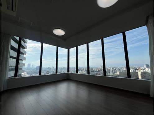 3LDK apartment in Kita Ward, Osaka - Photo 1