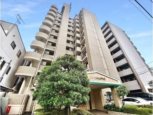 Fully Renovated Apartment in Omori Nishi - Photo 1