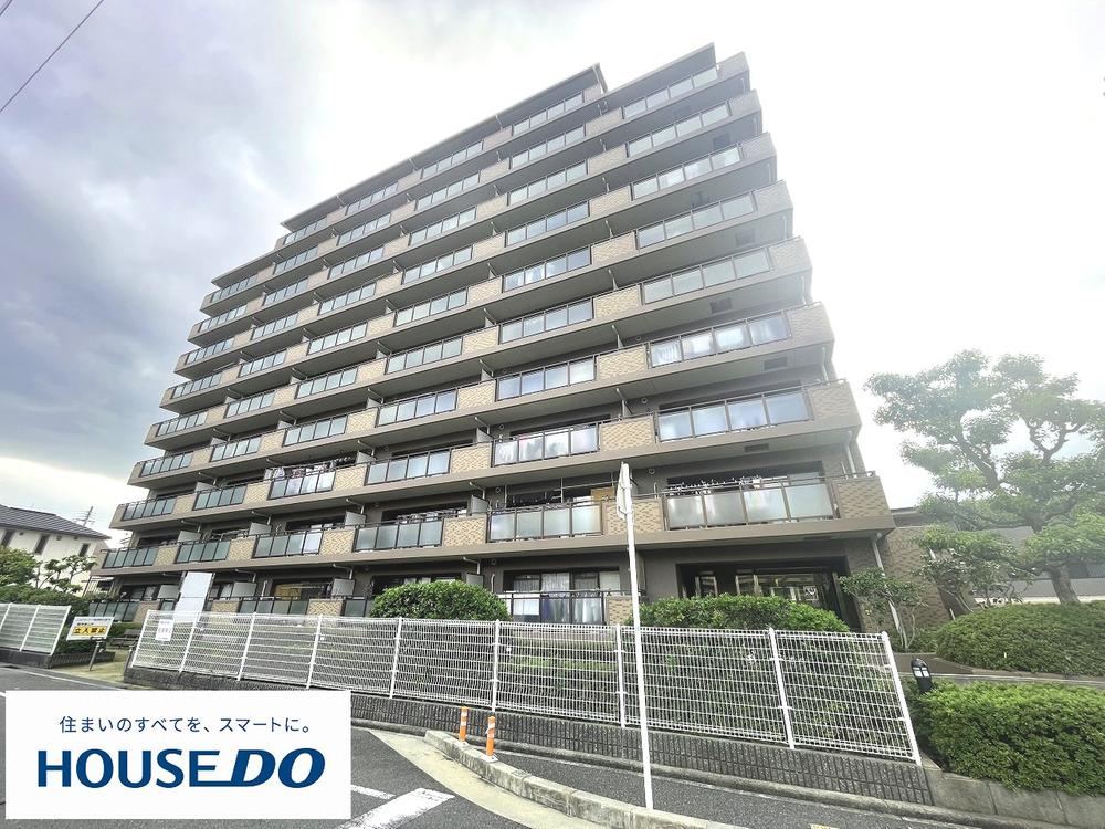 2LDK apartment in Hirakata, Osaka - Photo 1