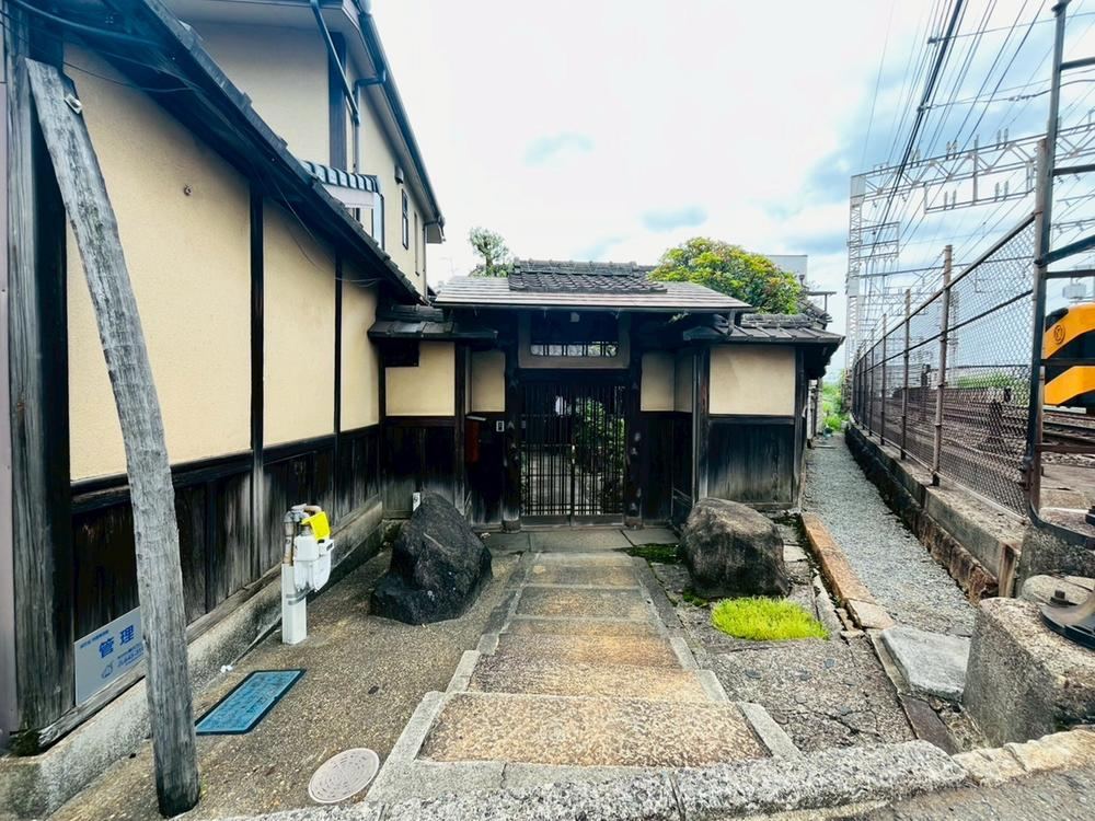 Renovated 10K Traditional Machiya in Fushimi, Kyoto - Photo 1