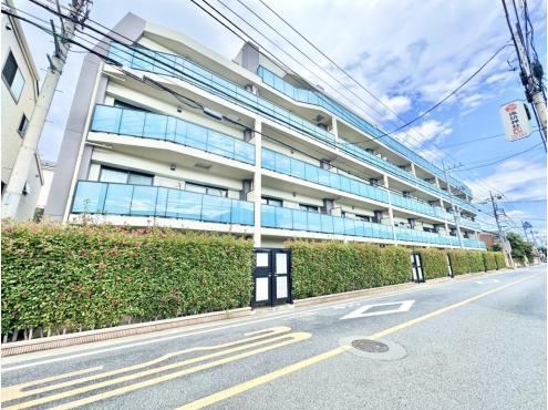 Modern 3LDK Apartment in Tachikawa - Photo 1