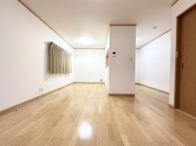Conveniently Located 4LDK House Near Yokozutsumi Station - Photo 1