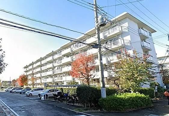 5LDK Apartment with Ample Space in Kawagoe - Photo 1