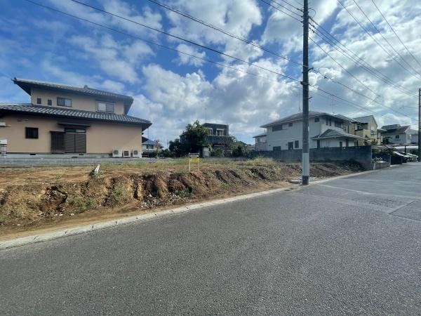 Spacious Land in Matsuba, Ryugasaki City - Photo 1