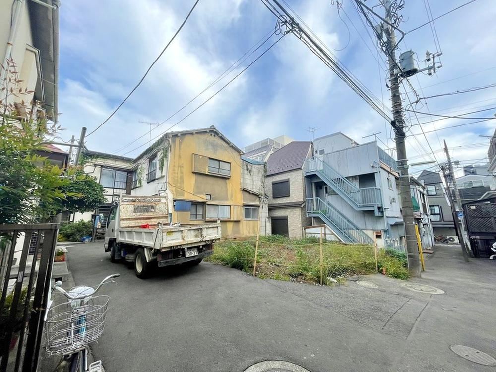 113 m² land in Shinagawa Ward, Tokyo - Photo 1