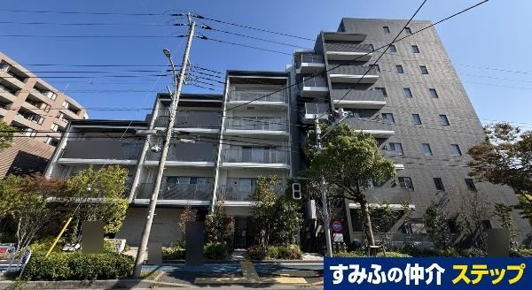 New 3LDK Apartment in Higashi-Kasai - Photo 1
