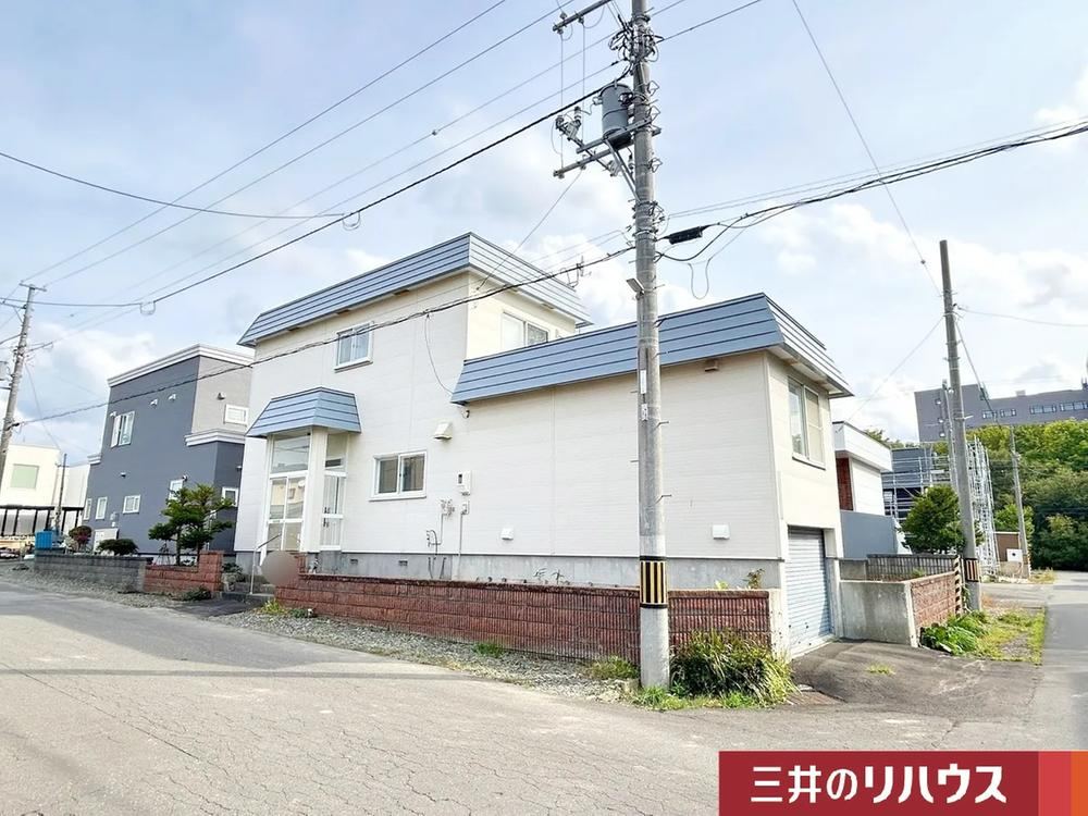 Spacious 5LDK House in Bunkyo-dai - Photo 1