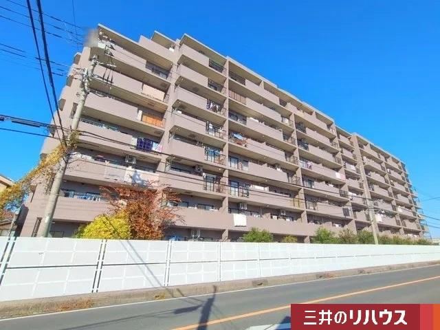 Modern 3LDK Apartment in Kashiwa Town - Photo 1