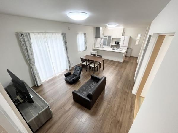 Modern 4LDK Home with Pantry and Garden in Hamamatsu - Photo 1