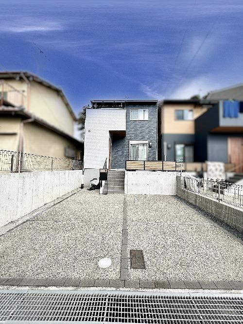 Bright 3LDK Detached House with Mountain Views in Otsu - Photo 1