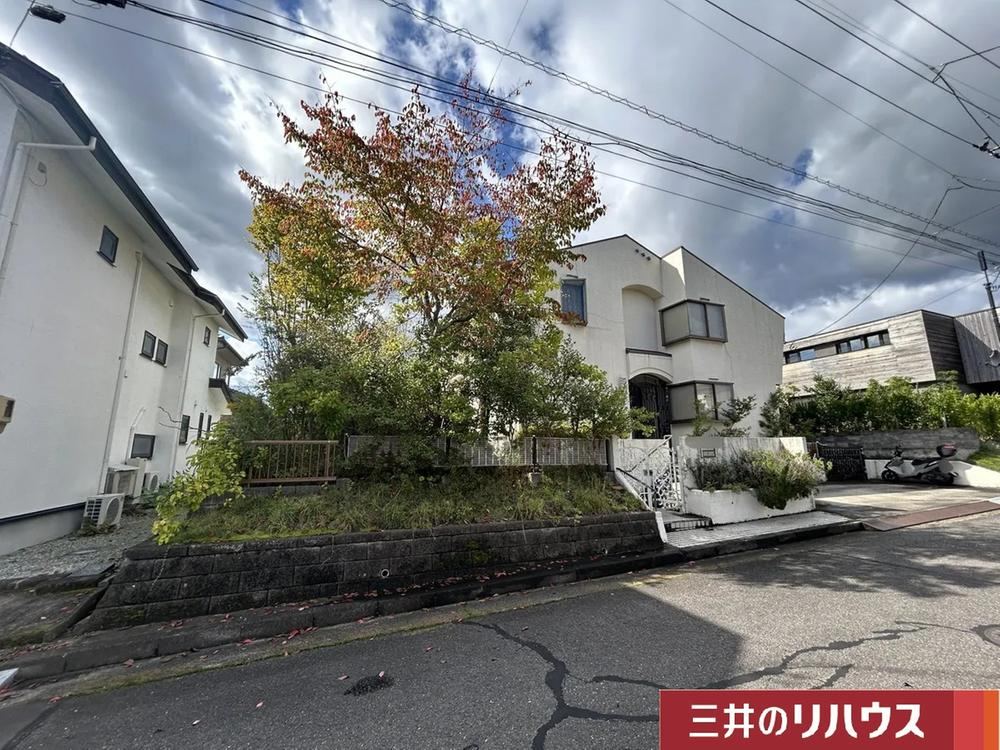 Land in Takamori 4 with Excellent Amenities - Photo 1